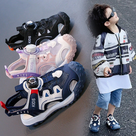 Boys' Sandals 2025 Summer New Children's Sports Beach Shoes Lightweight Anti slip Baotou Cool Dragging Girls' Sandals Trendy