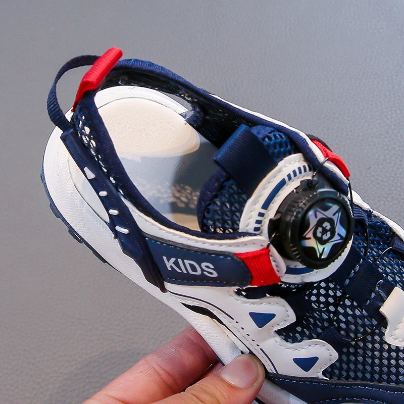 Boys' Sandals 2025 Summer New Children's Sports Beach Shoes Lightweight Anti slip Baotou Cool Dragging Girls' Sandals Trendy